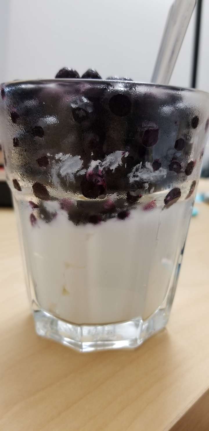 Blueberry yogurt 