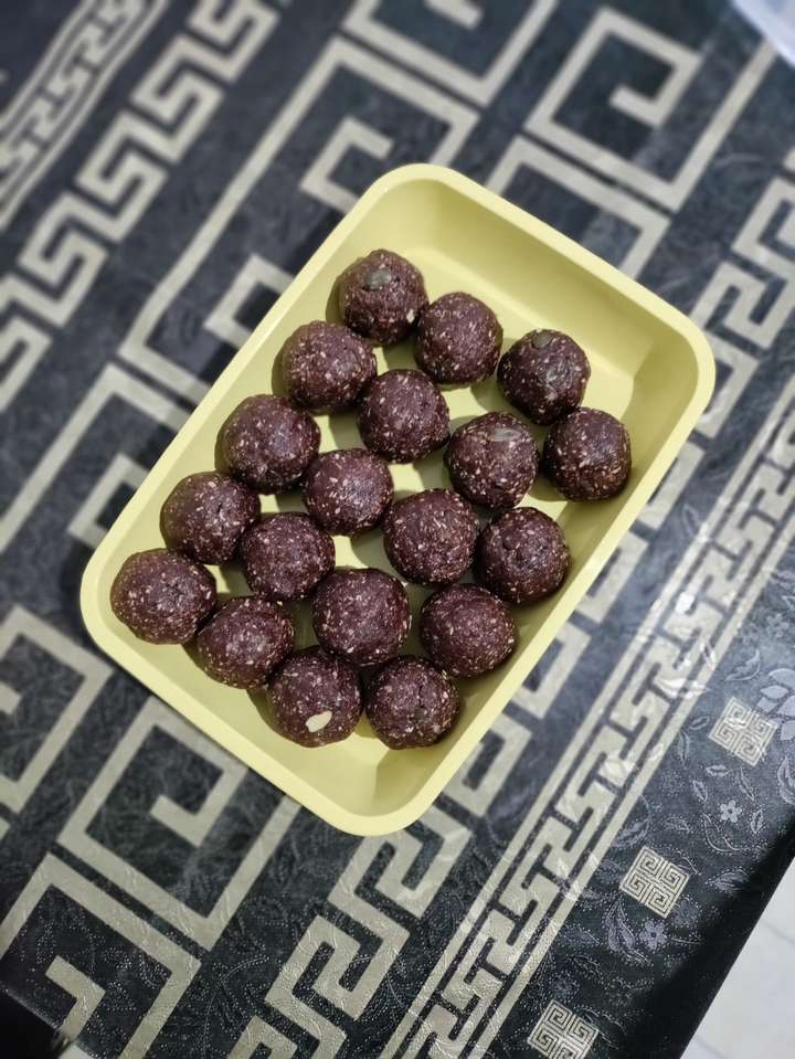 Protein laddo
