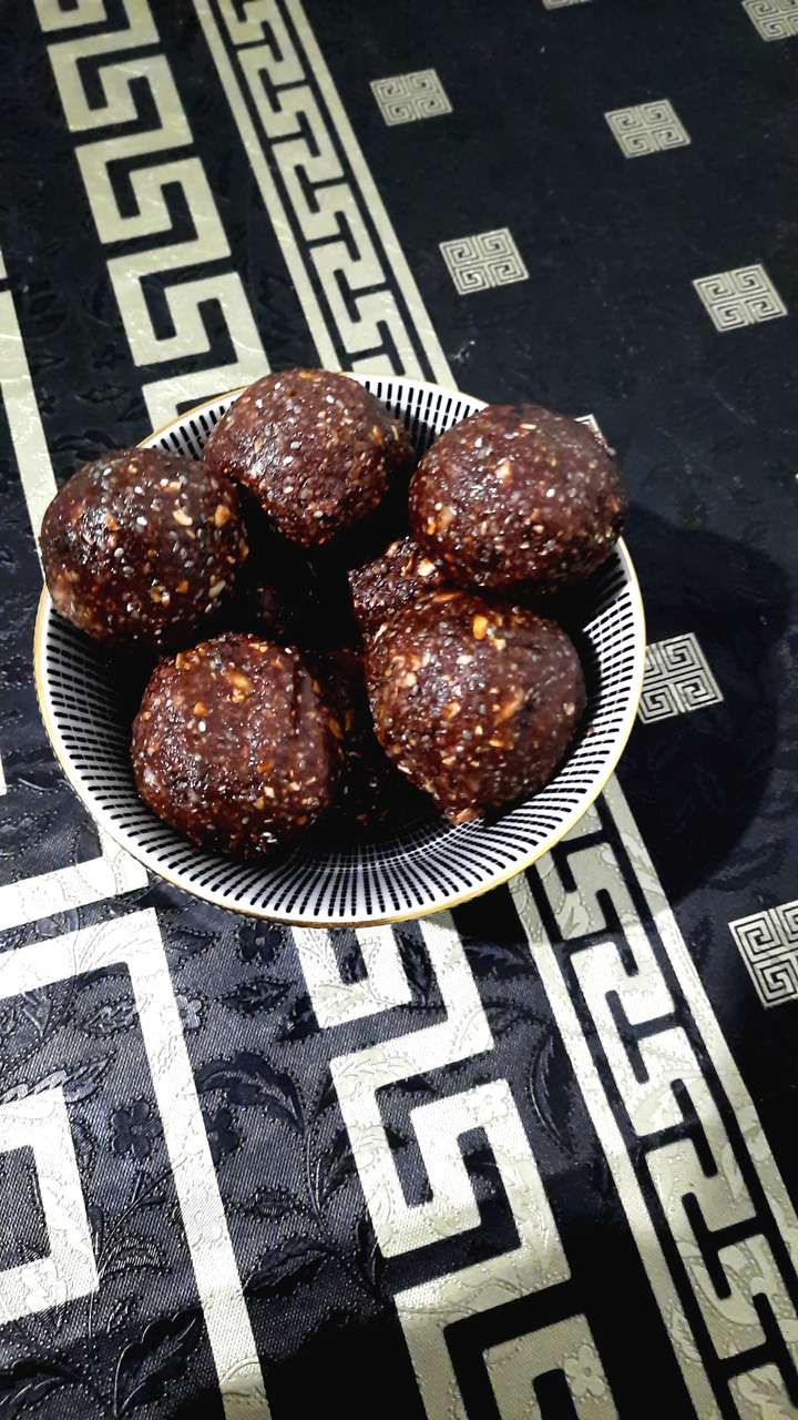 Home made ,,Pinni "