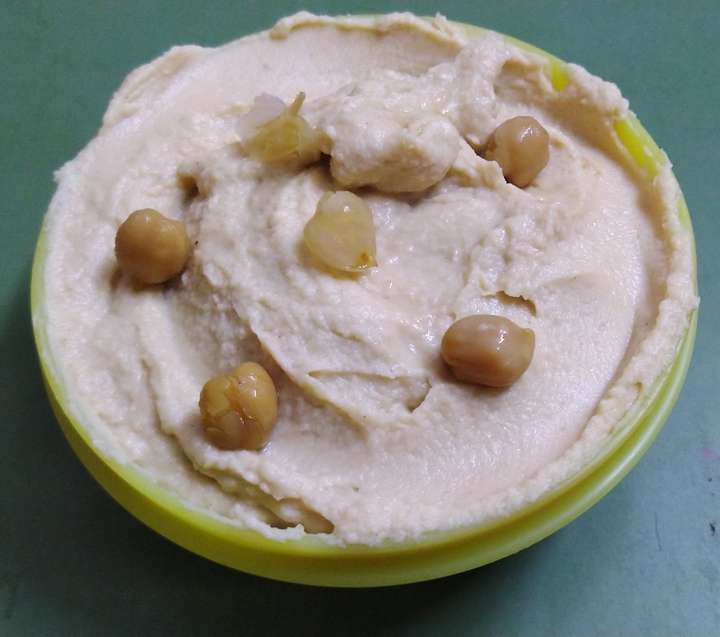 Garlic Hummus