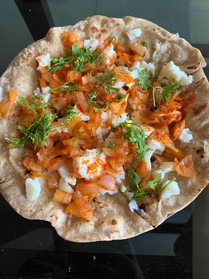 Egg Whites Chapati Roll
