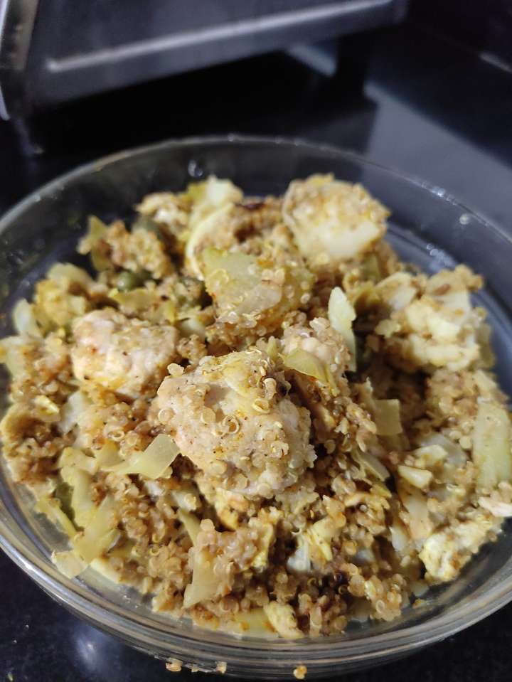 Chicken Quinoa with Veggies and egg