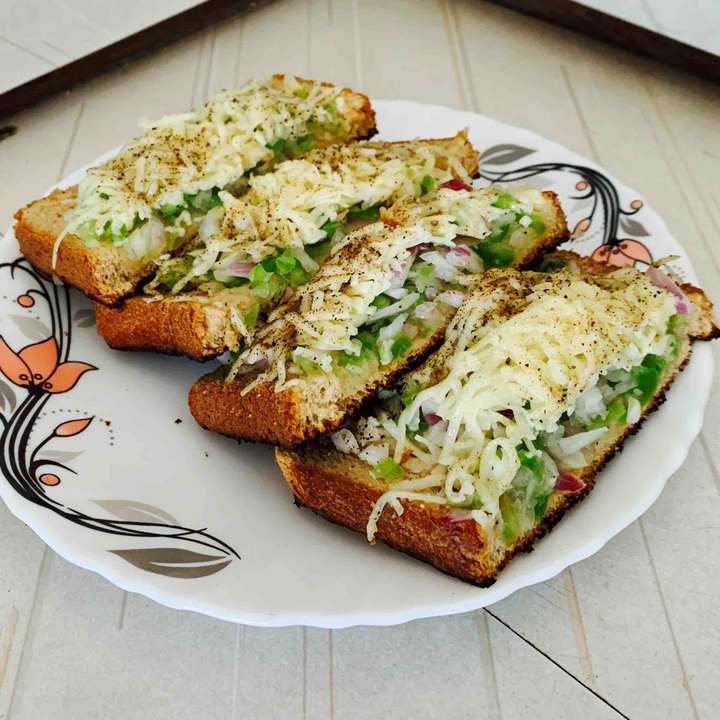 cheese garlic bread