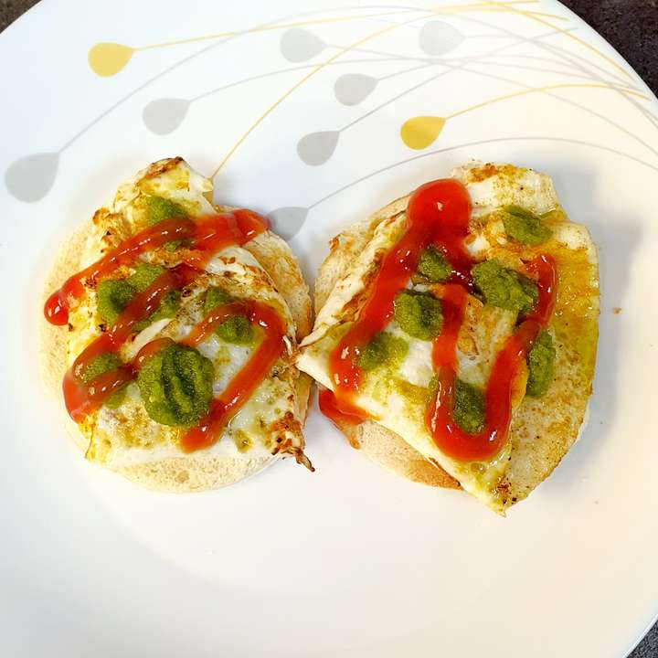 Fried Eggs on Toast