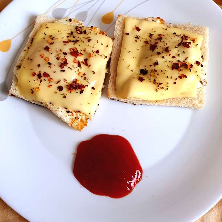 Fried egg and cheese toast