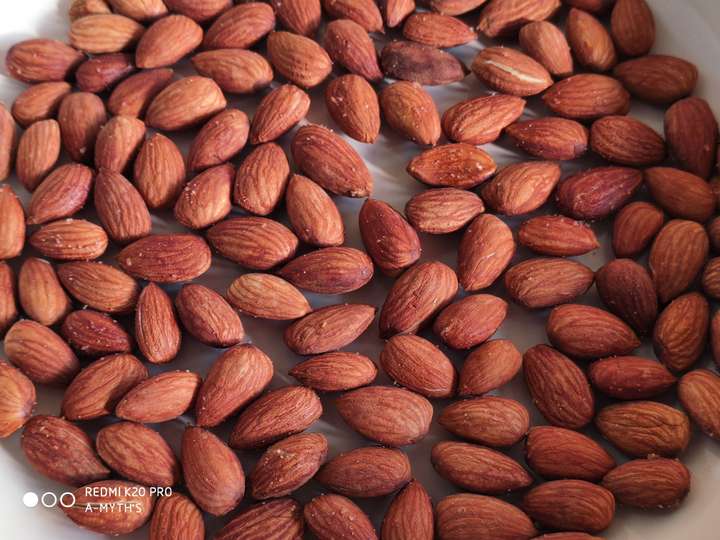 Sweet and Salty Roasted Almonds