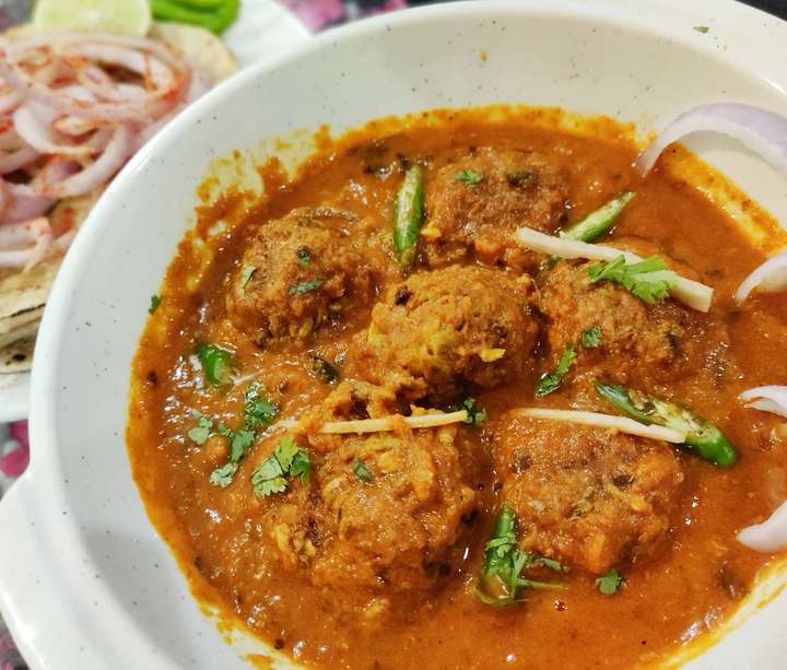 Lauki kofta curry