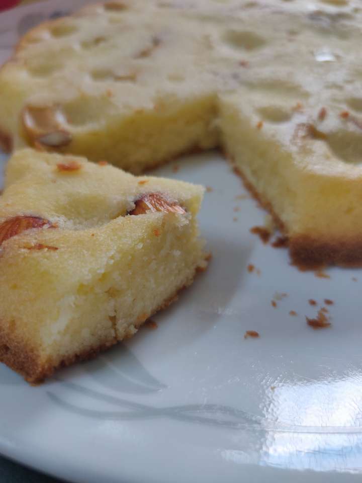 New Year Sponge Cake