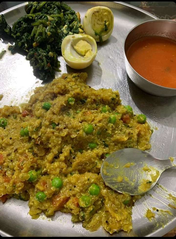 Quinoa khichdi with Palak sabji and tomato soup