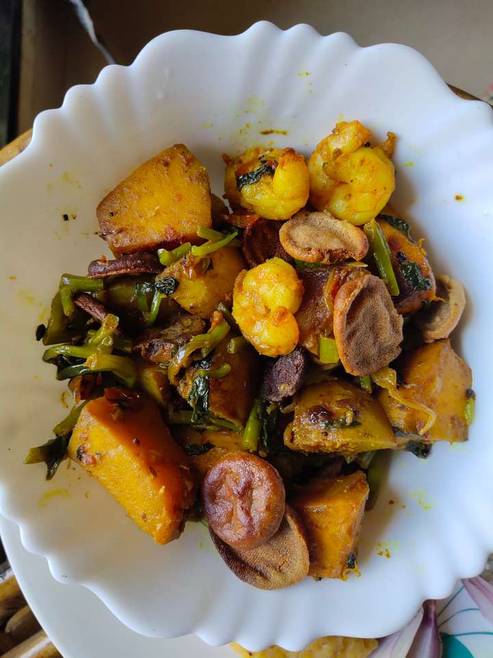 Malabar Spinach Prawns