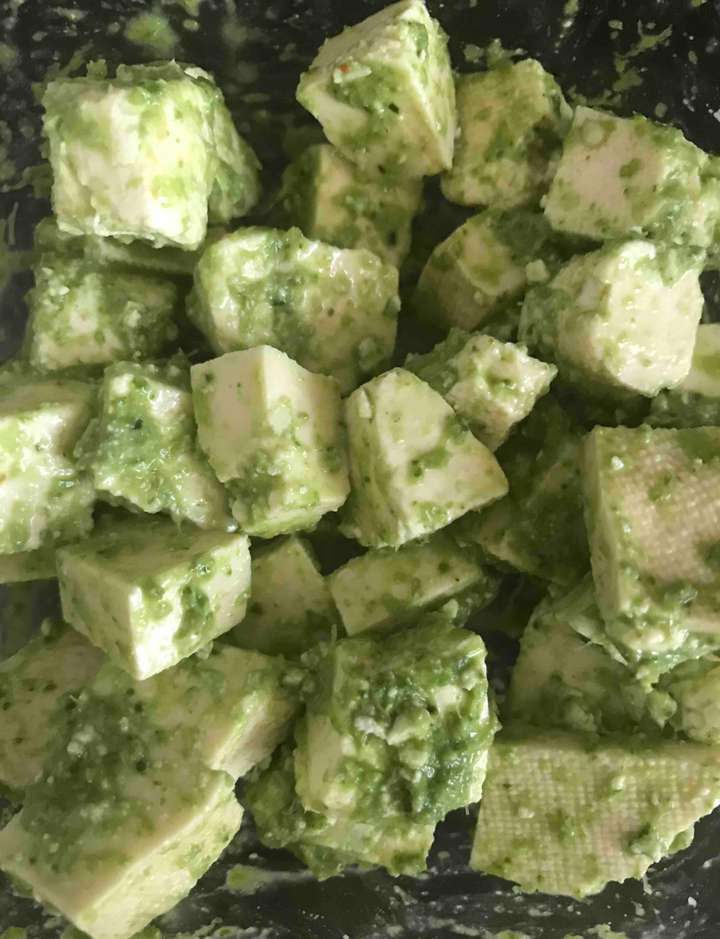 Green chutney paneer