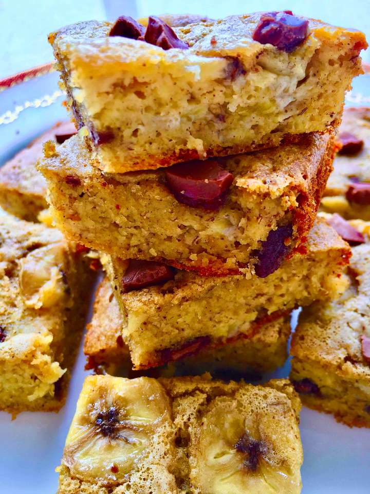 Oatmeal Chocolate Chip Banana Bars