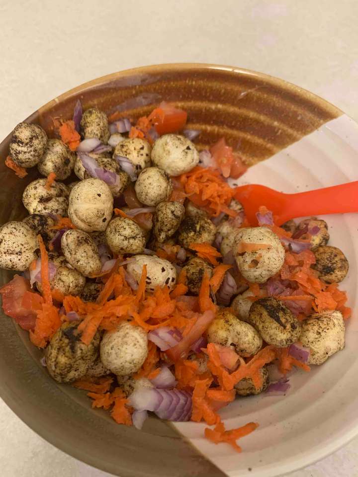 Phool Makhna Chaat