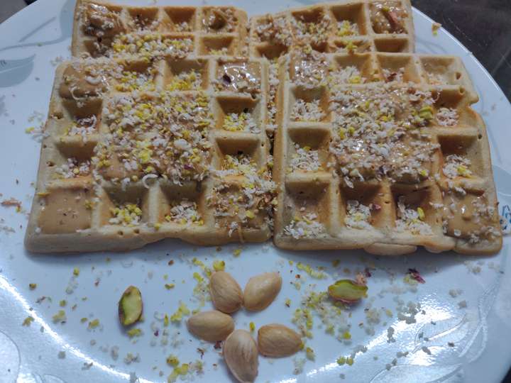 Wheat cinnamon waffles