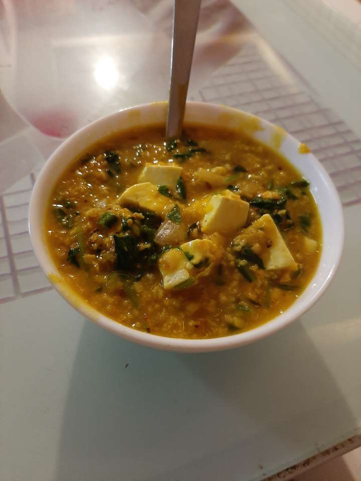 palak moong daal soup 