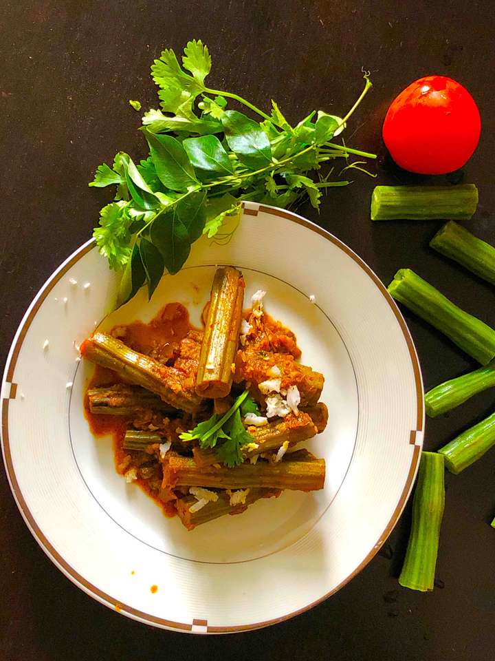 शेवग्याच्या शेगाचीं भाजी ( drumstick pods sabji)