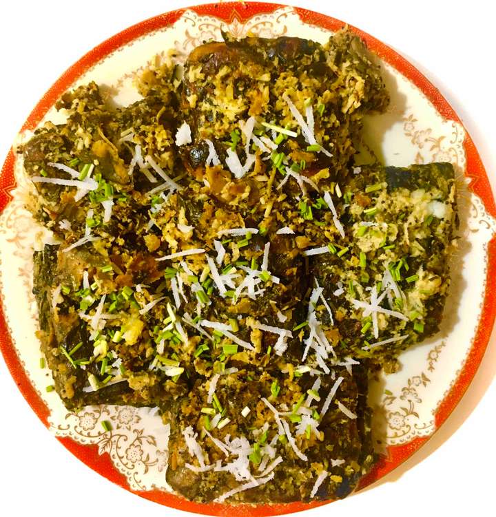 Stuffed Colocasia leaves