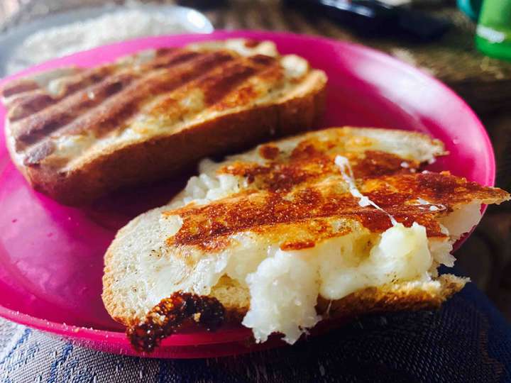 cheese potato sandwich 