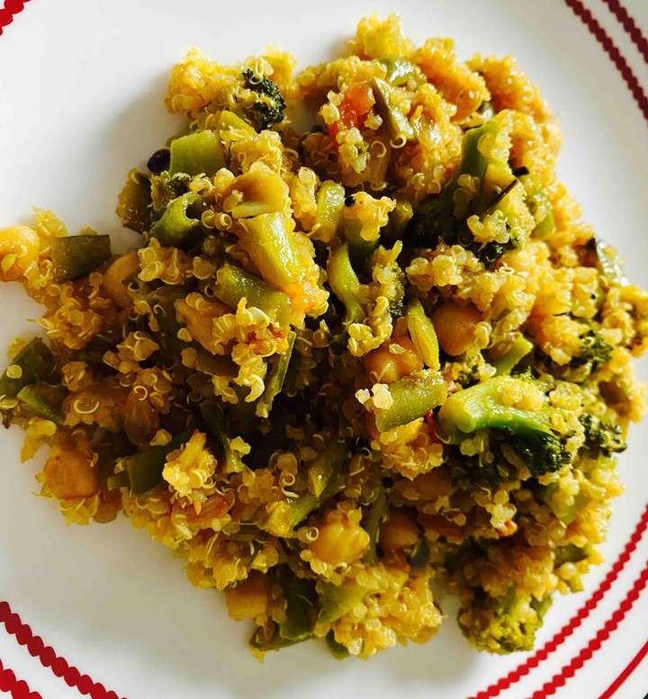 Quinoa with white Chole vegetable mixed rice