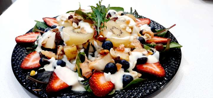 YUMMY SALAD 