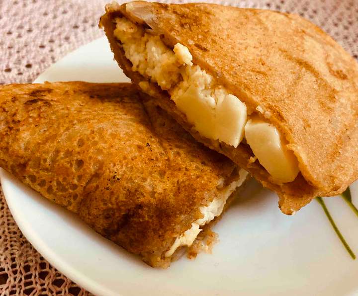 paneer cheese cheela 