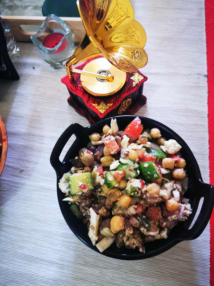 SALAD 