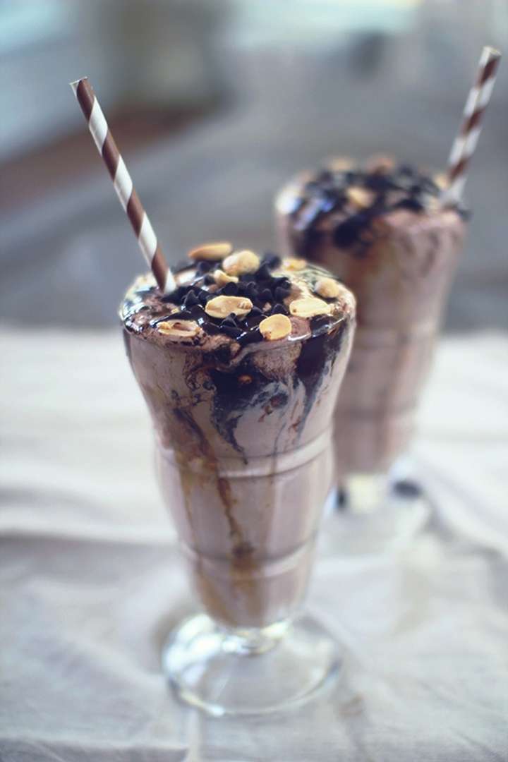 MARS BAR milk shake