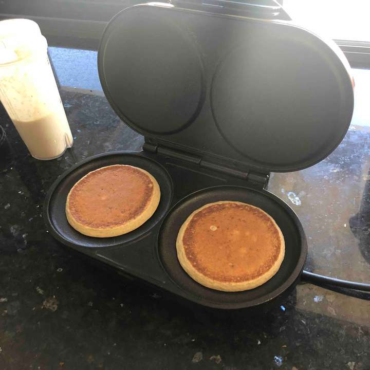 Banana Oat Pancakes