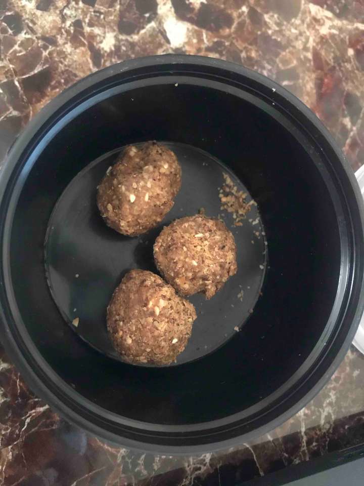 Oats & nuts laddoo