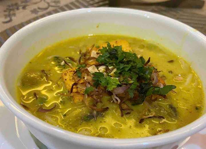 khao Soi - Bowl of Happiness 