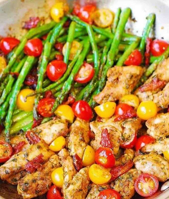 Pesto Chicken and Veggies 