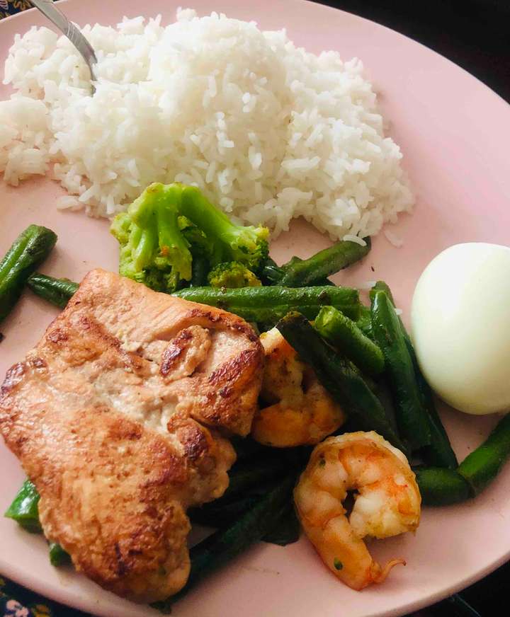 Sauté veggies with salmon!!