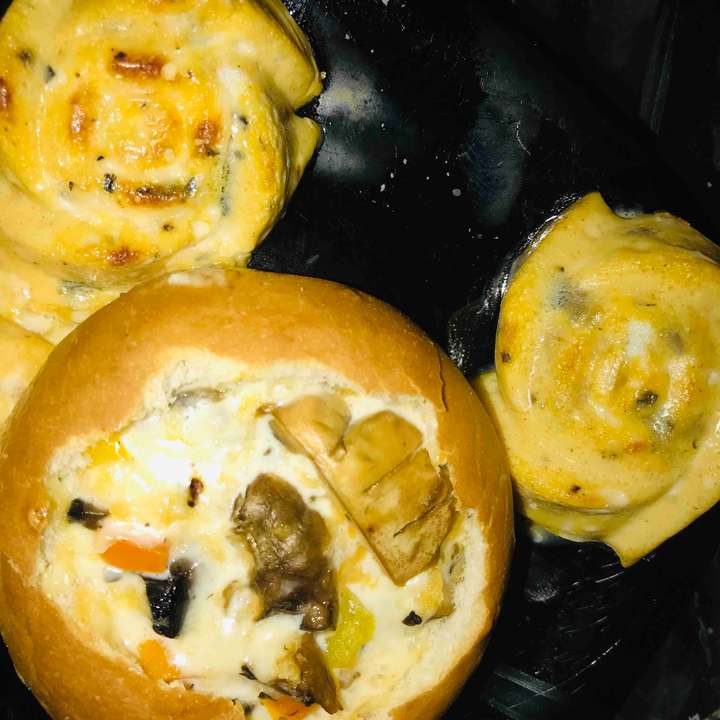 Bun omelette 
