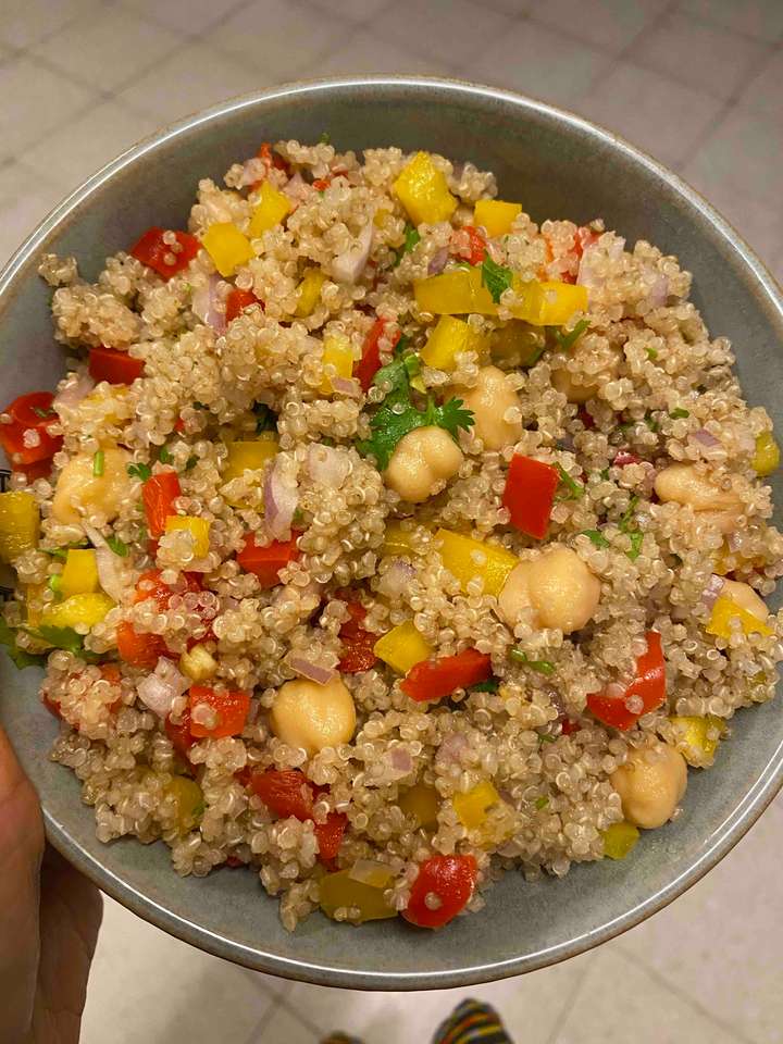 Quinoa & Chickpeas Salad