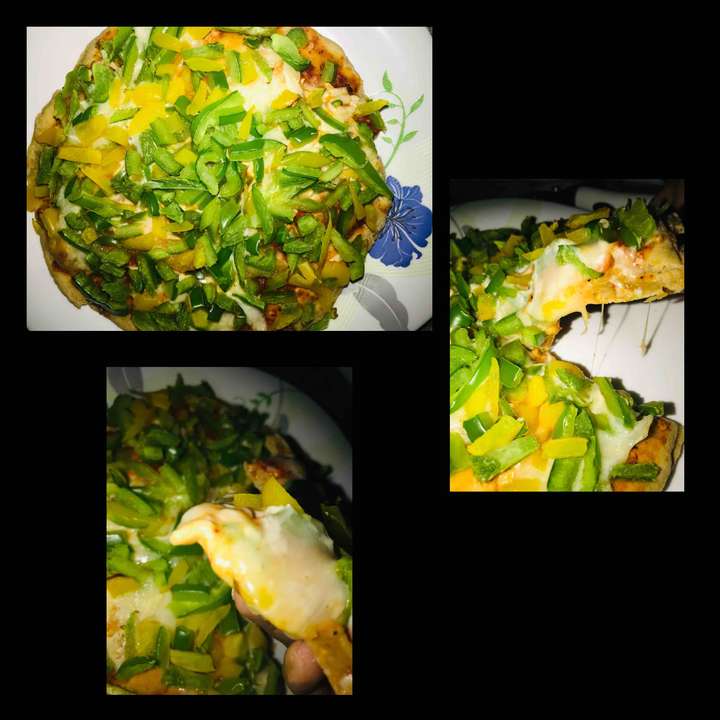 Capsicum Cheese burst pizza 