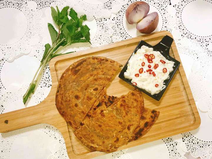 Soya raita lacha paratha 