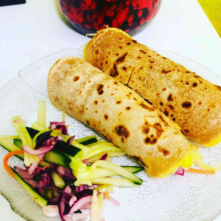 kolkata atta egg kati roll