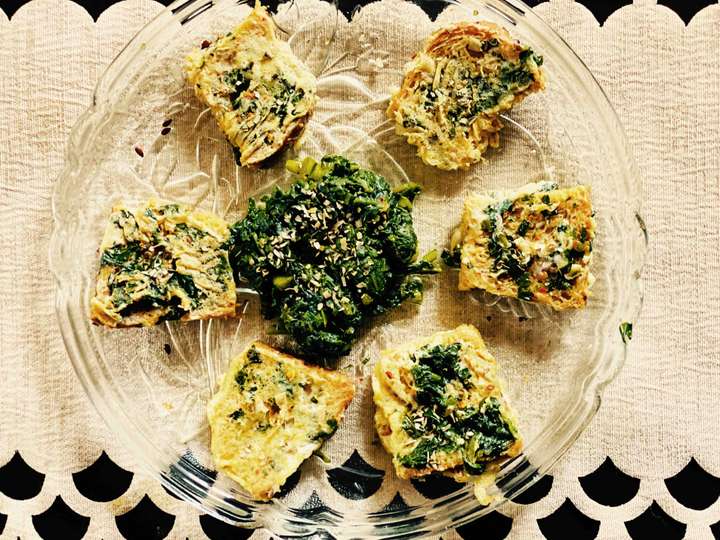 Indian spinach bruschetta 