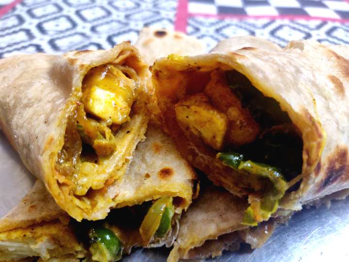Paneer kathi roll