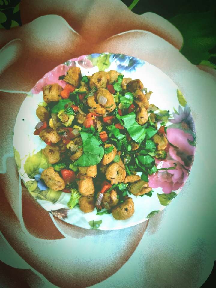 Soya chunk salad