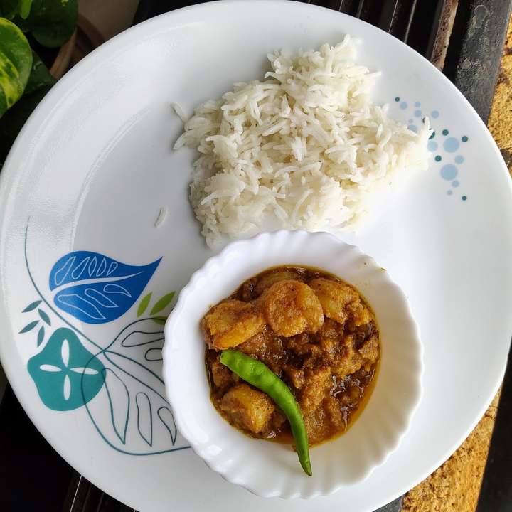 Prawns with coconut milk