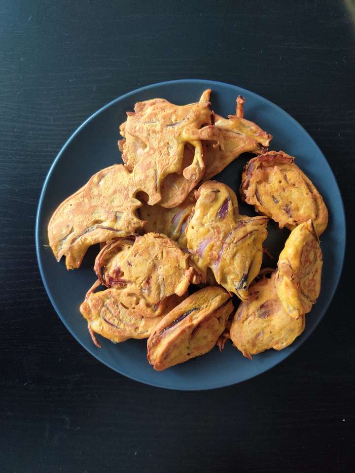 Tawa and Air fried pakoda