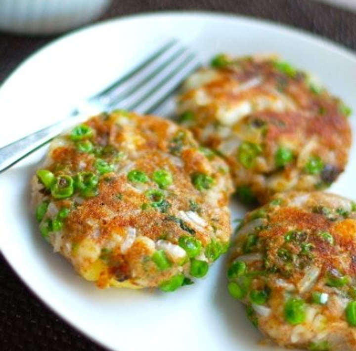 Street Food Aloo Tikki.