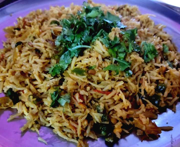 Masala Vermicelli (Suji Seviyan) with Soya Granules
