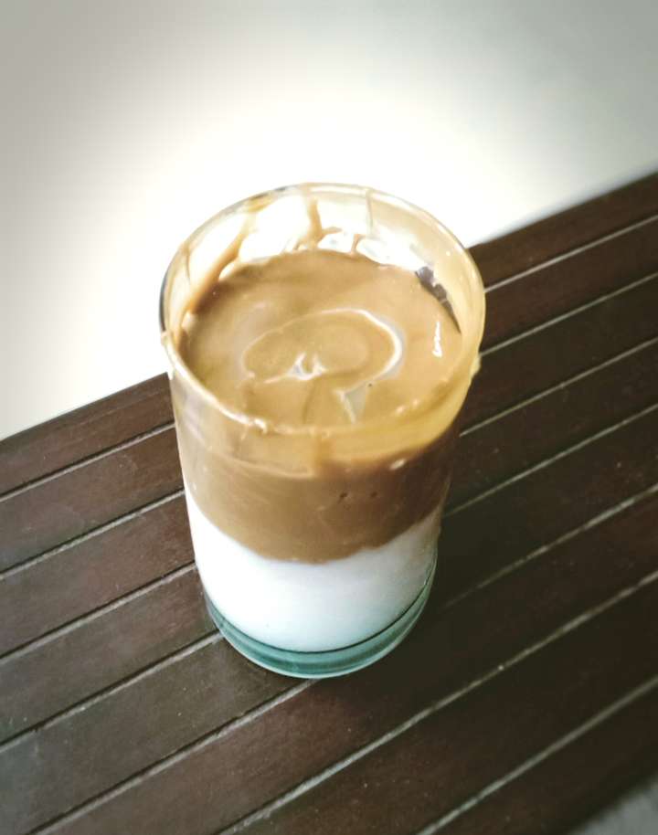Healthy Dalgona Coffee 