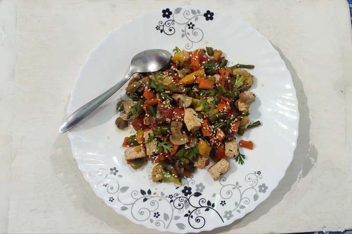 mushroom tofu salad