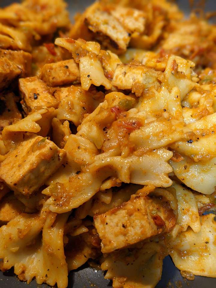 Tofu farfalle pasta