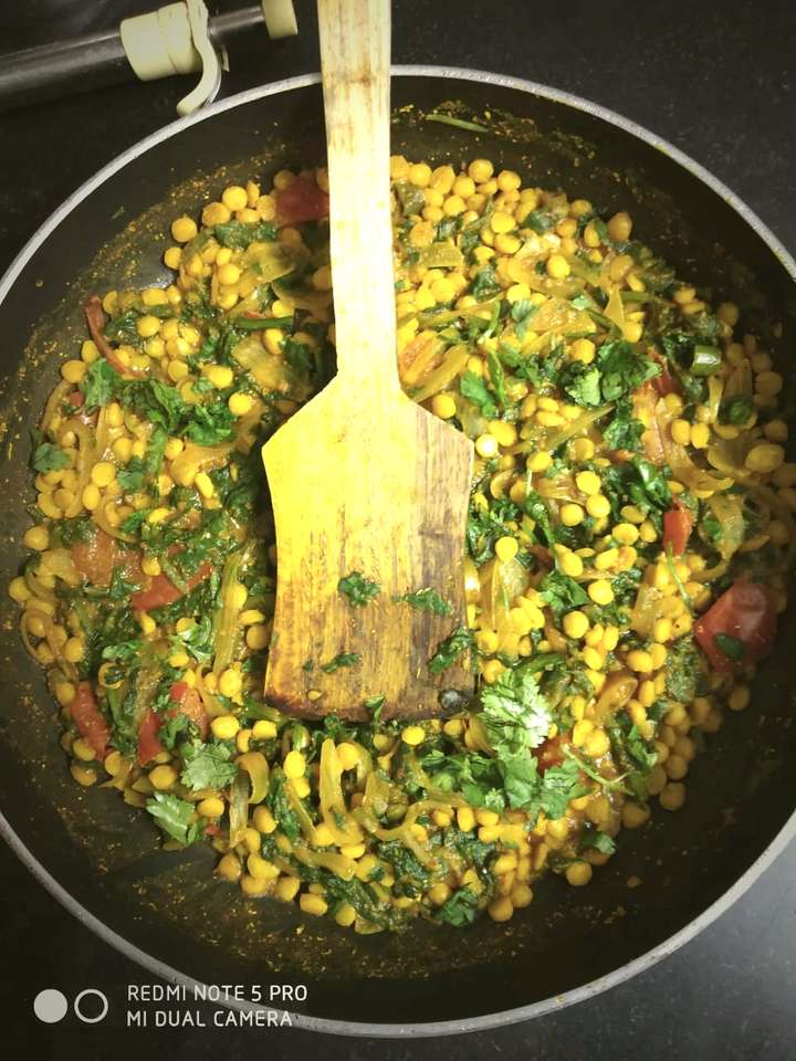 Dhaba Style Palak Chana Dal