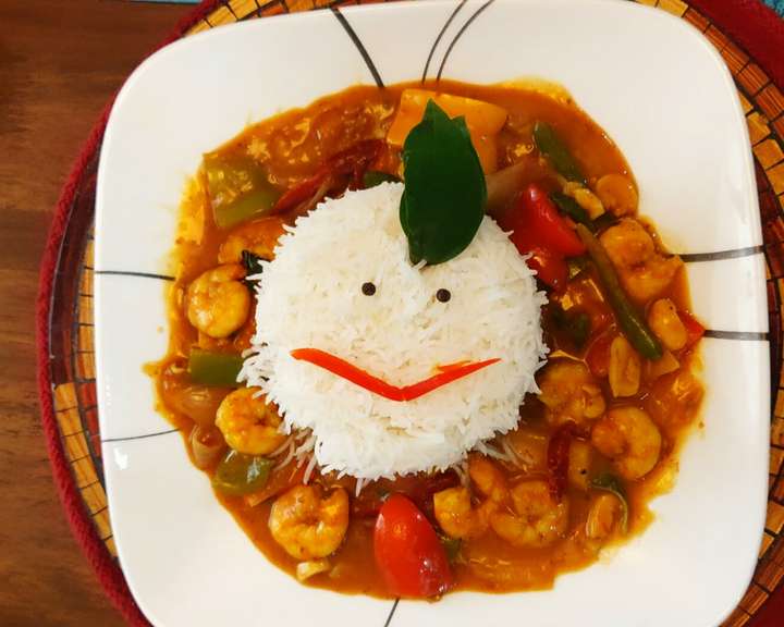 Thai  Red prawn curry