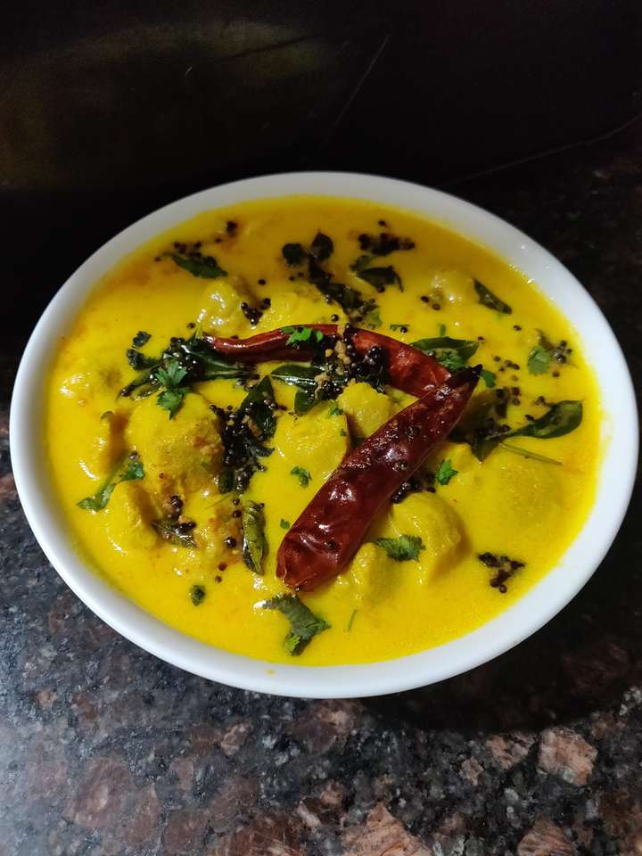 Soyabean Nuggets Kadhi 